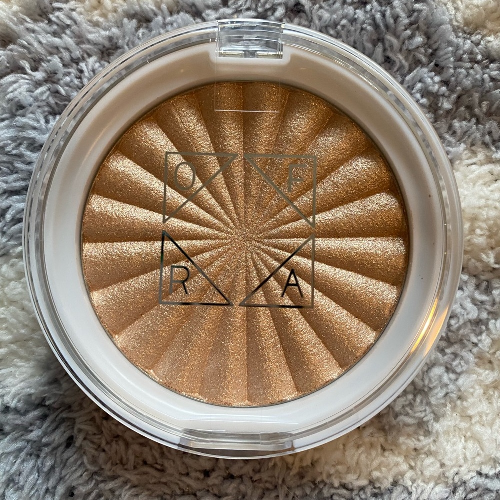 OFRA highlighter